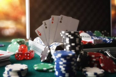 Ceme Online table interface on erek2 26 showing card hands and betting options